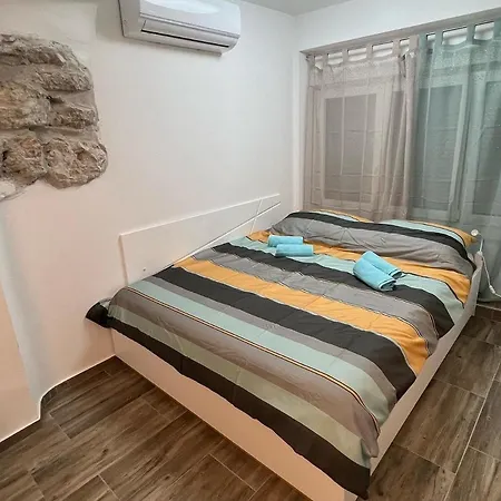 Casa De Tisno Apartment
