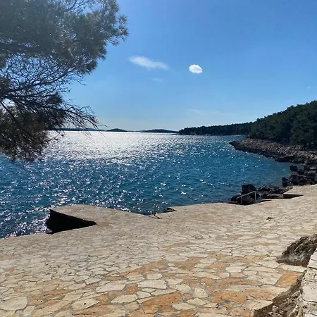 Mac Hulas By The Sea Apartman Tisno