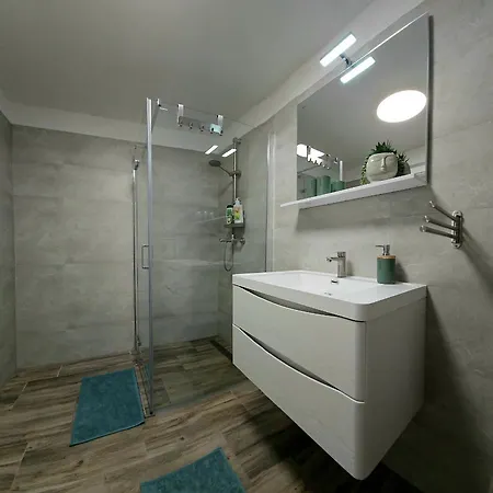 Casa De Tisno Apartment