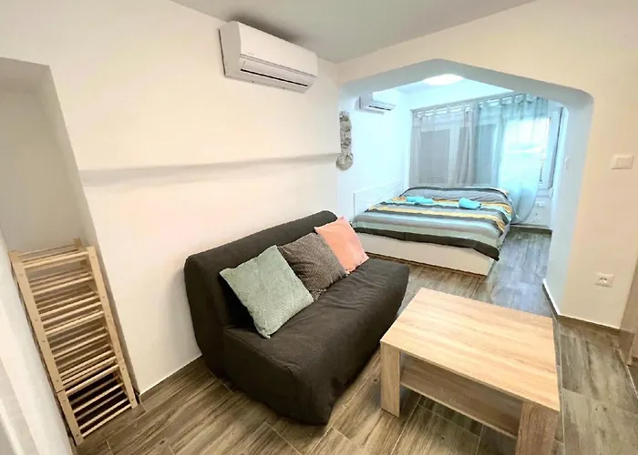 Mac Hulas By The Sea * טיסנו