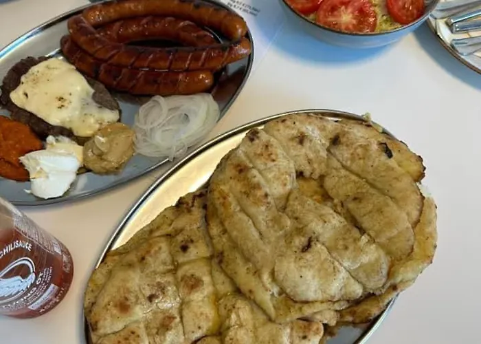 Mac Hulas By The Sea *